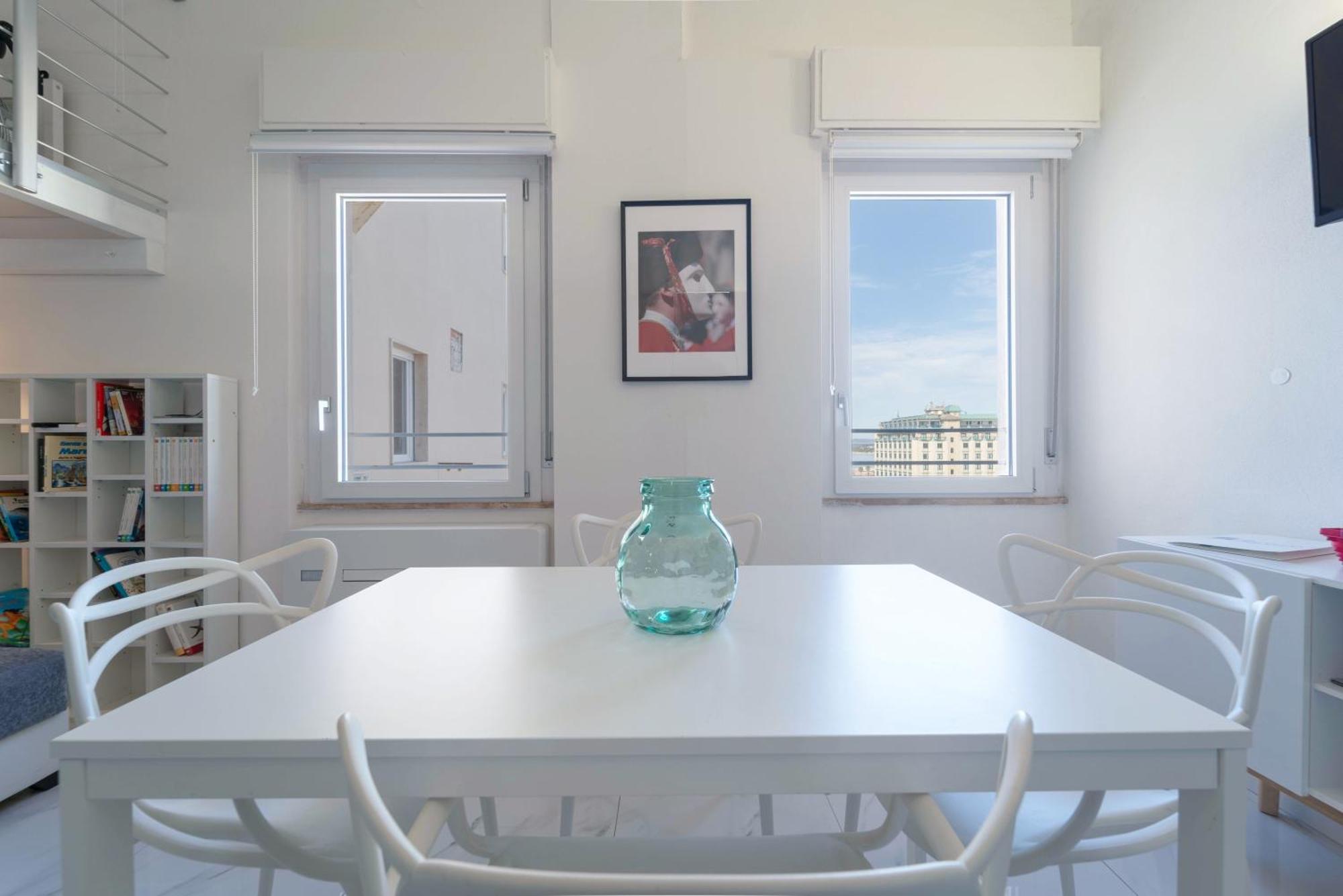 Apartment Vista Mare: Moderno Loft Al Centro Di Alghero